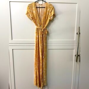 OLIVACEOUS Yellow/White Short Sleeve Floral Print Wrap Maxi Dress Size Small